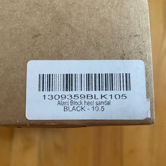 Reformation Alani Block Heel Sandal - Picture 11 of 11